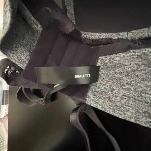 TORRID Curve 00 Lace Back Bra Grey Adjustable Strap Lightly Padded Racerback EUC - Picture 5 of 6